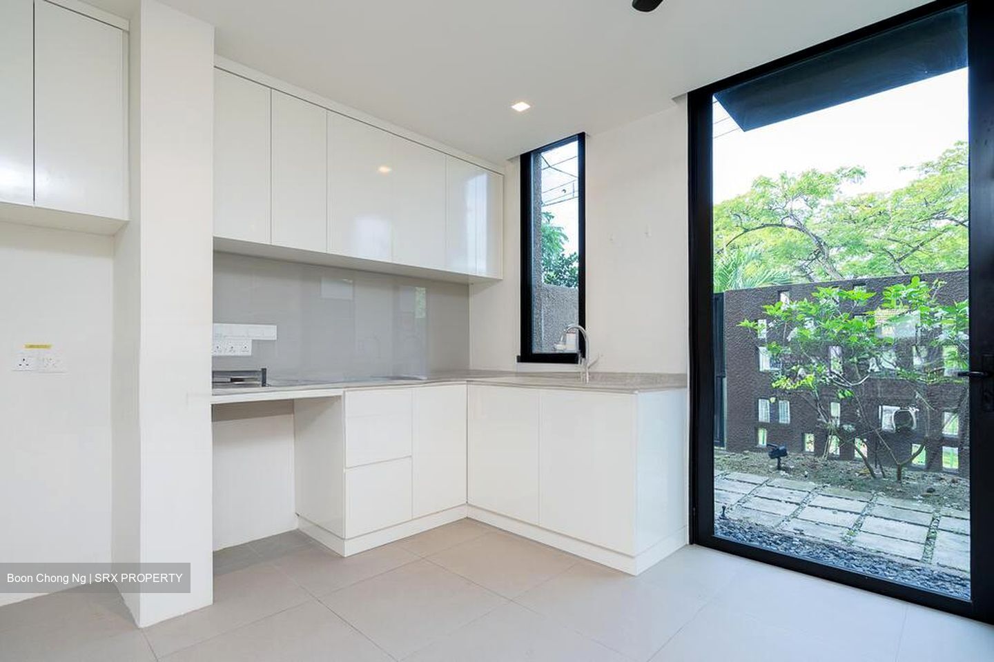 Sembawang Hills Estate (D20), Terrace #519038291